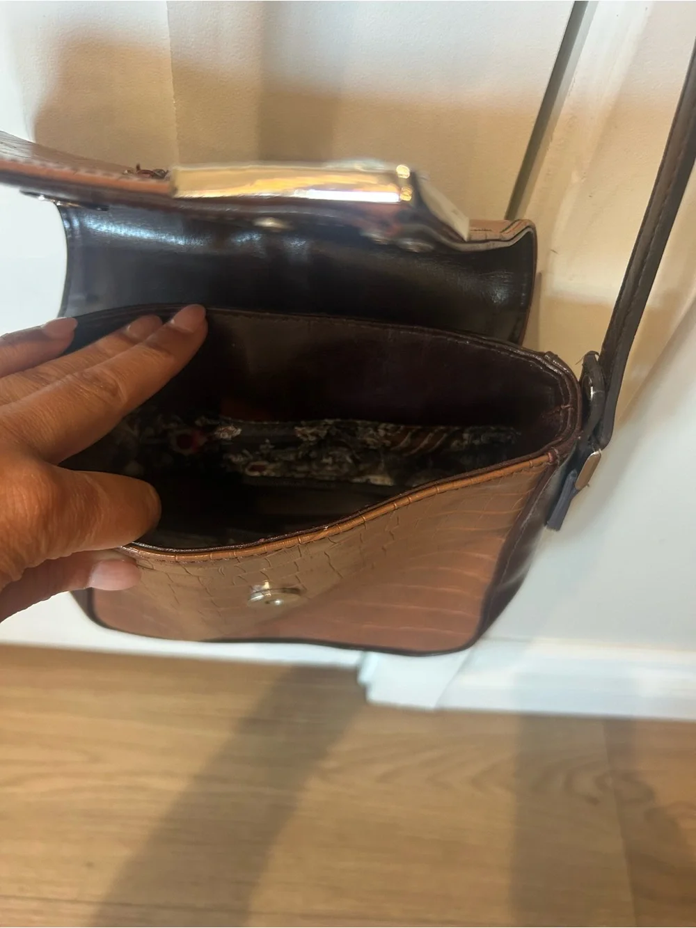 Vintage Brighton Brown Croc-Embossed Crossbody Bag with Western Silver Accents